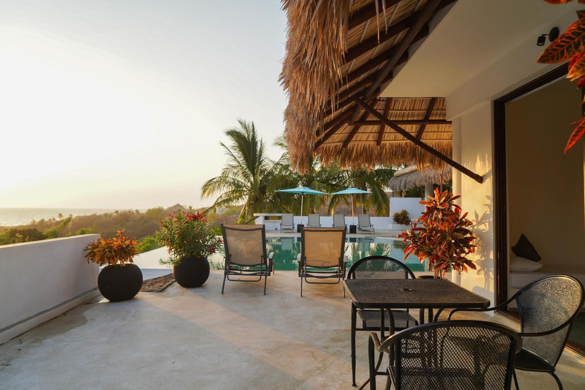 פוארטו אסקונדידו Casa Nova, Infinity Pool, Ocean View, Private Beach Acces, Starlink מראה חיצוני תמונה